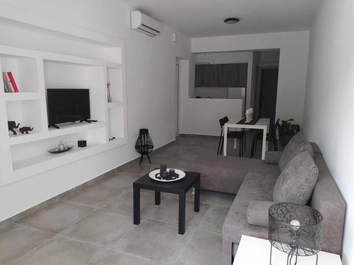 Estia - Brand New Apartment In Ermioni Village Екстер'єр фото